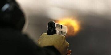 El hecho sucedió el jueves a la 1 cuando Isaías Sánchez se encontraba con otra persona en la manzana A del Bicentenario, en Godoy Cruz\u002E