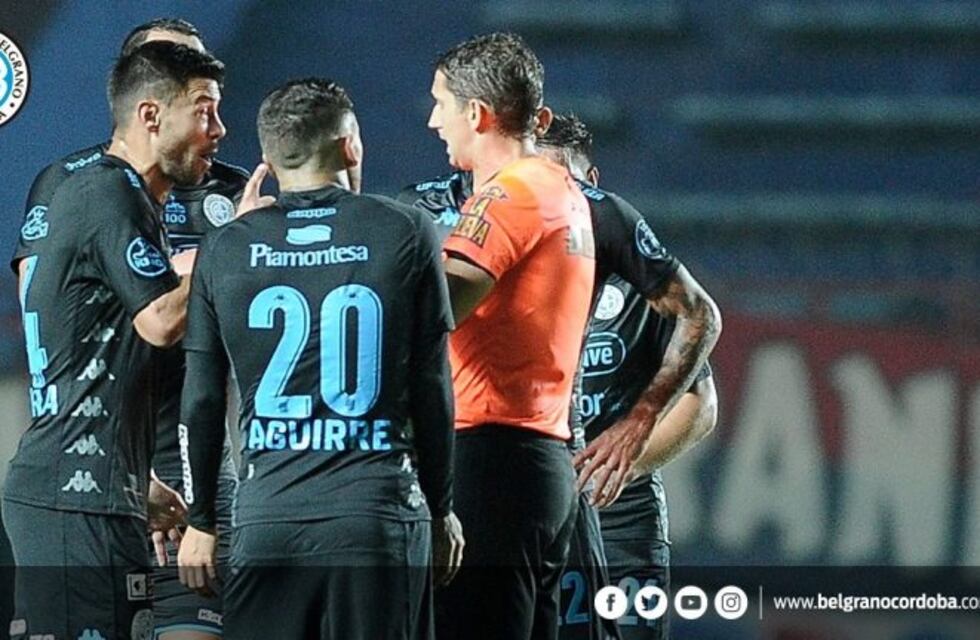 Lavallén: "El penal fue un golpe en la mandíbula"