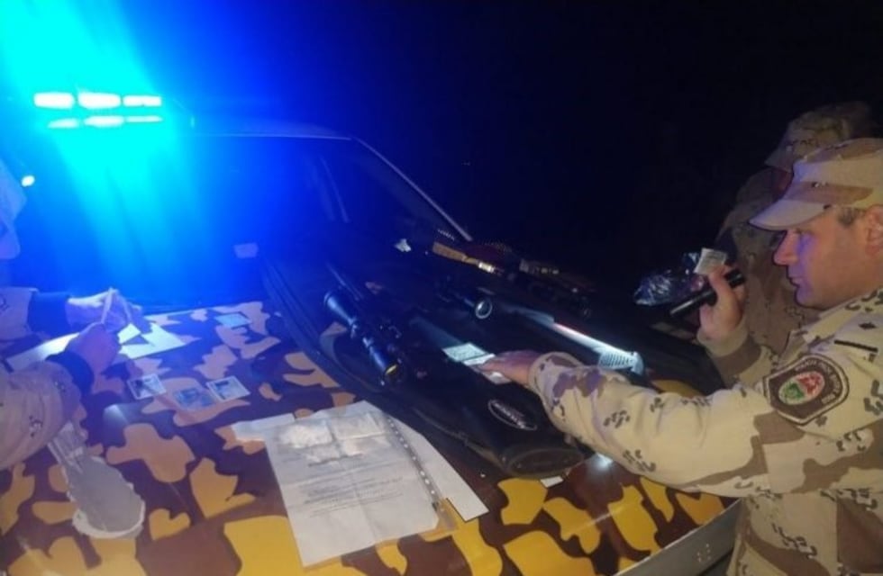 Sorprenden a un policía cazando en Santa Elena junto a dos paranaenses