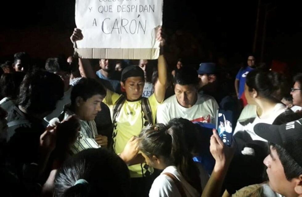 Cafayate: un funcionario atropelló a un manifestante durante una protesta por las inundaciones