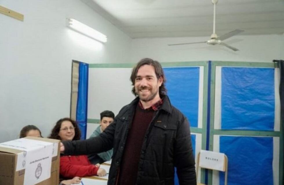 Del Caño y Del Pla denunciaron que 140 mil jóvenes quedaron afuera del padrón