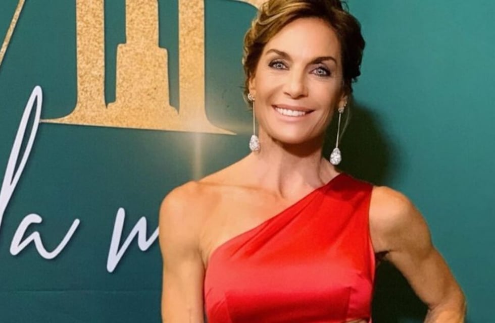 Paula Trapani y su figura alucinante a los 49 años: posó en bikini y las redes estallaron