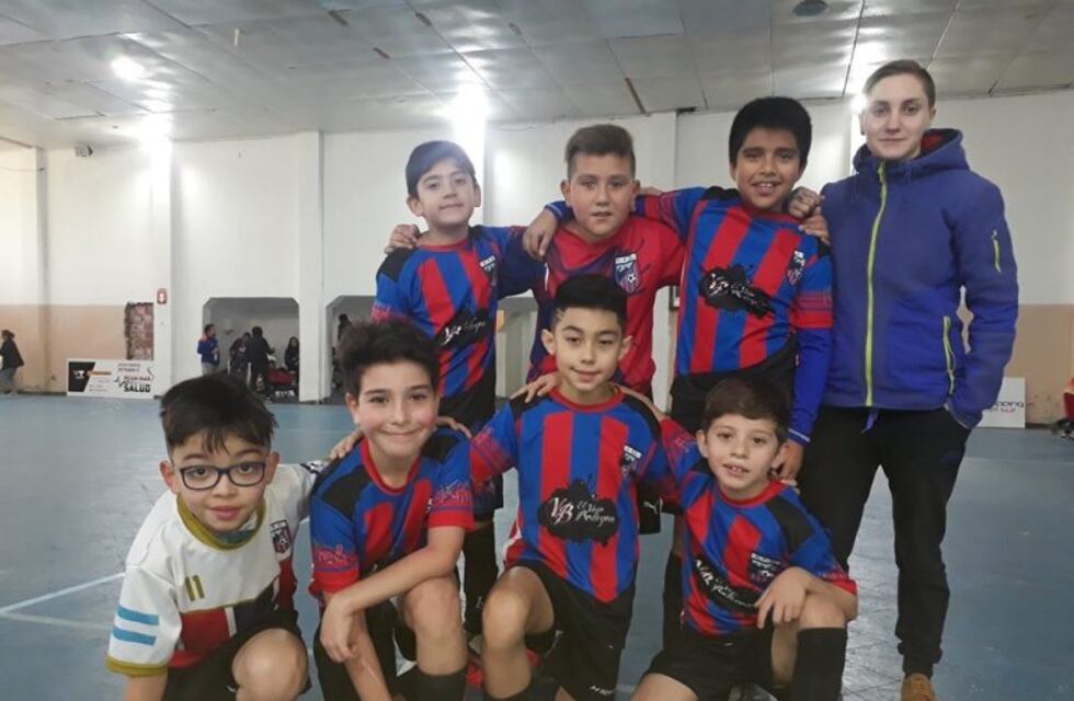 El fútbol infantil de Comodoro Rivadavia se lució en Italia