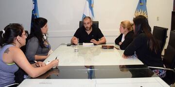 El Intendente recibió a miembros de la escuela de Hip Hop