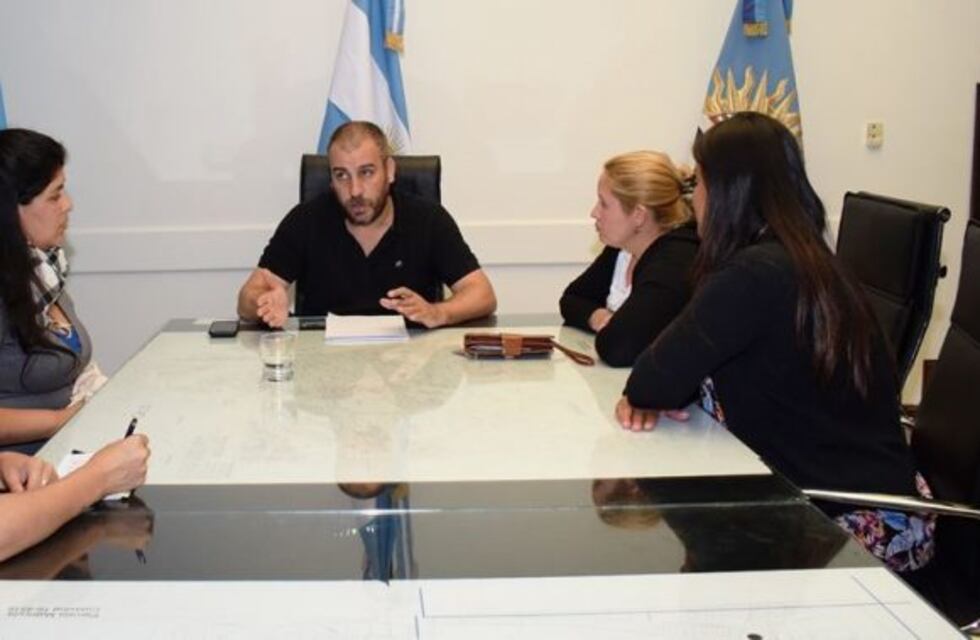 El Intendente recibió a miembros de la escuela de Hip Hop