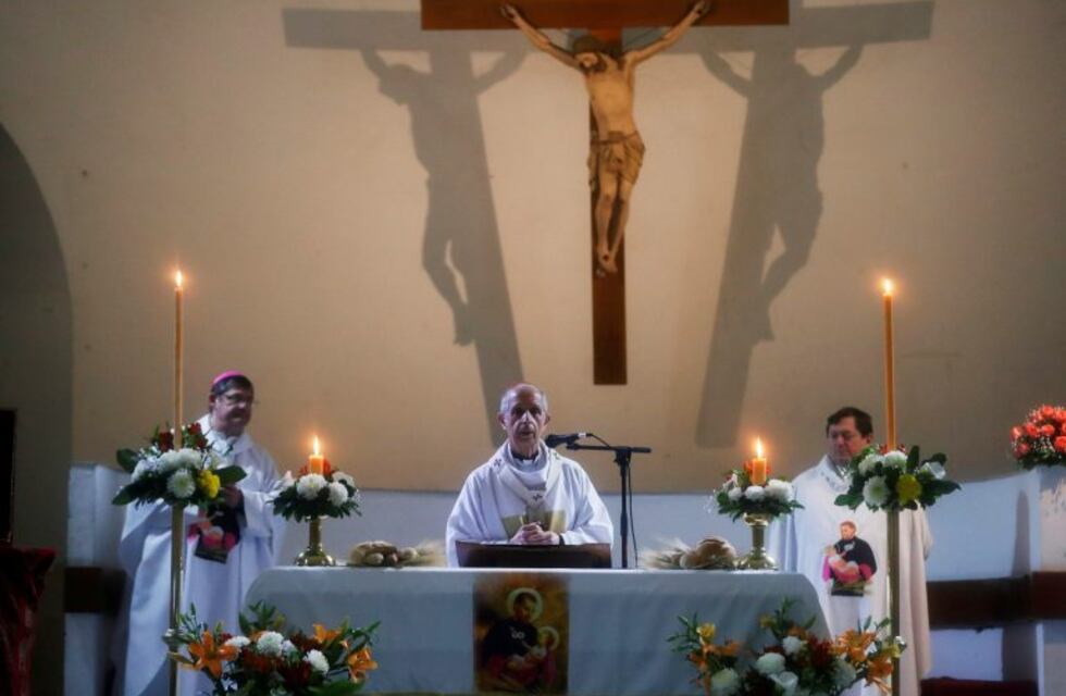 Mario Poli encabezó la misa de San Cayetano y pidió por "los más de siete millones de chicos pobres"