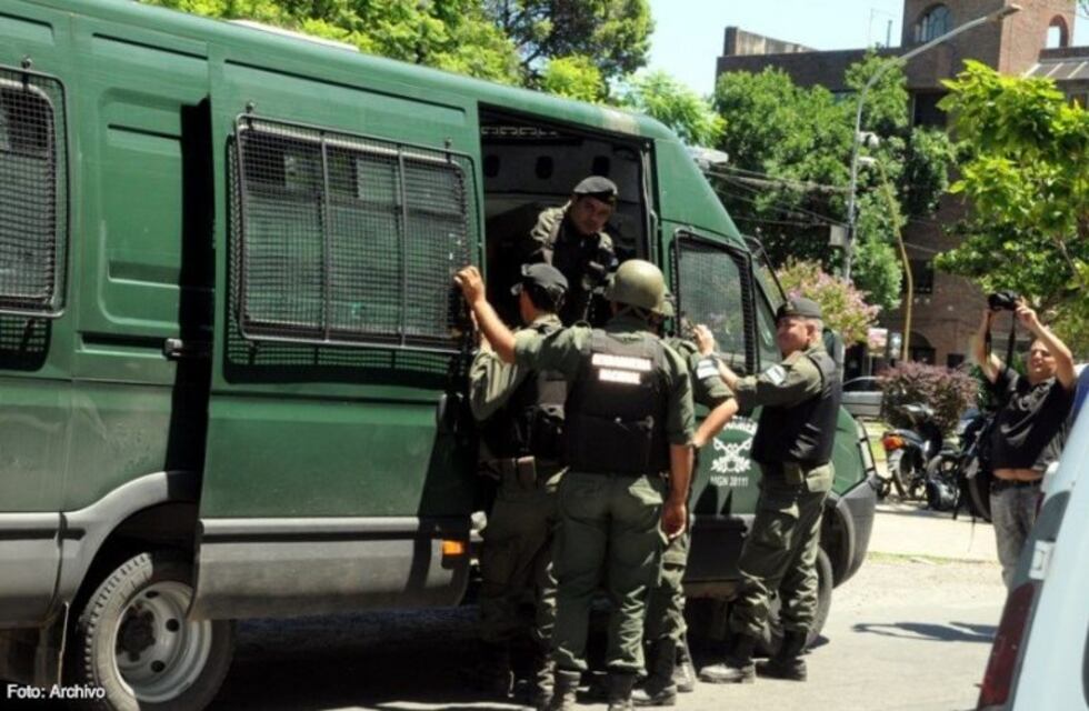 Detuvieron y pasaron a disponibilidad a cinco gerdarmes acusados de cobrar coimas en Salta