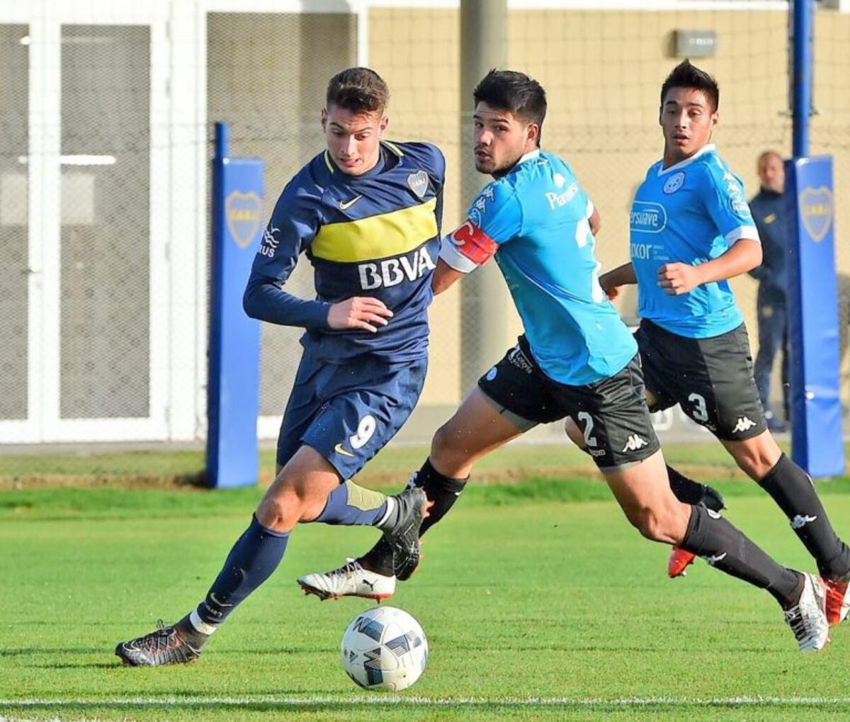 Azarias Molina se fue a Boca cuando estaba en Octava división\u002E Quiere volver a Instituto a préstamo y analizan su situación\u002E