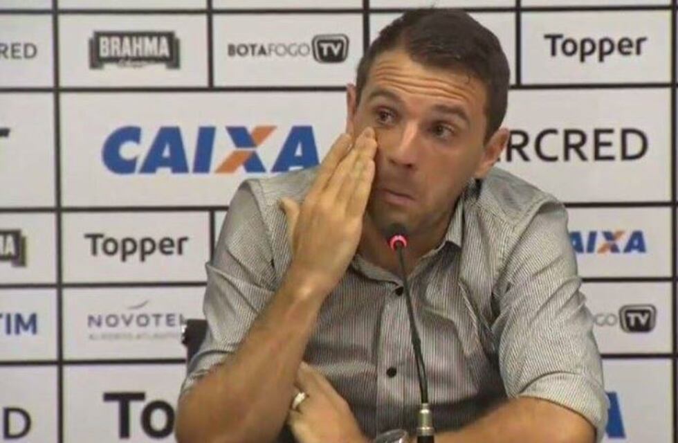 Rompió en llanto: Walter Montillo anunció su retiro del fútbol por una lesión crónica