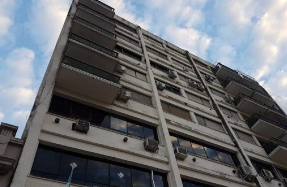 Identificaron a la joven que murió tras caer de un octavo piso