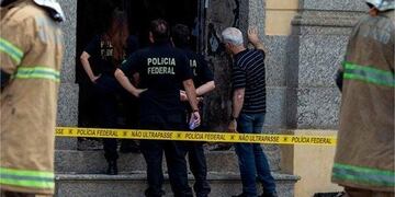 La Policía brasileña abatió a 11 delincuentes durante el intento de un golpe comando a dos bancos\u002E