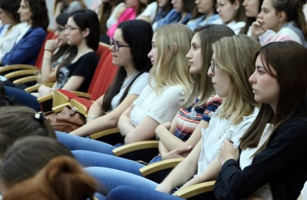 Estudiantes del CRES estuvieron presentes en el Congreso de Ciencias Económicas
