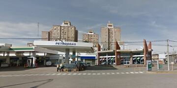 El crimen fue cometido en el playón de Oroño y Lamadrid\u002E (Google Street View)