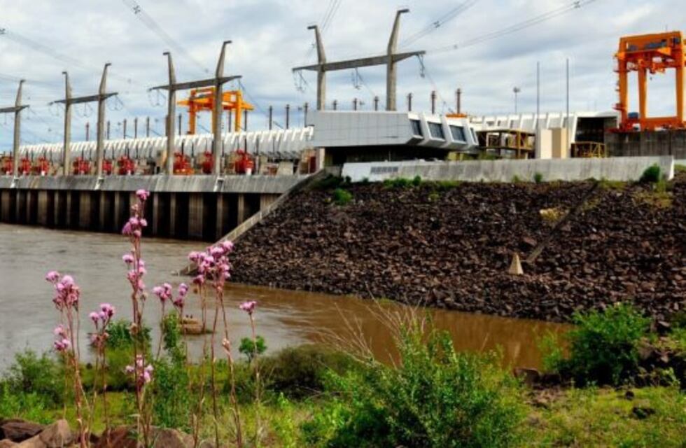 El lago continúa descendiendo y desde Salto Grande brindaron recomendaciones