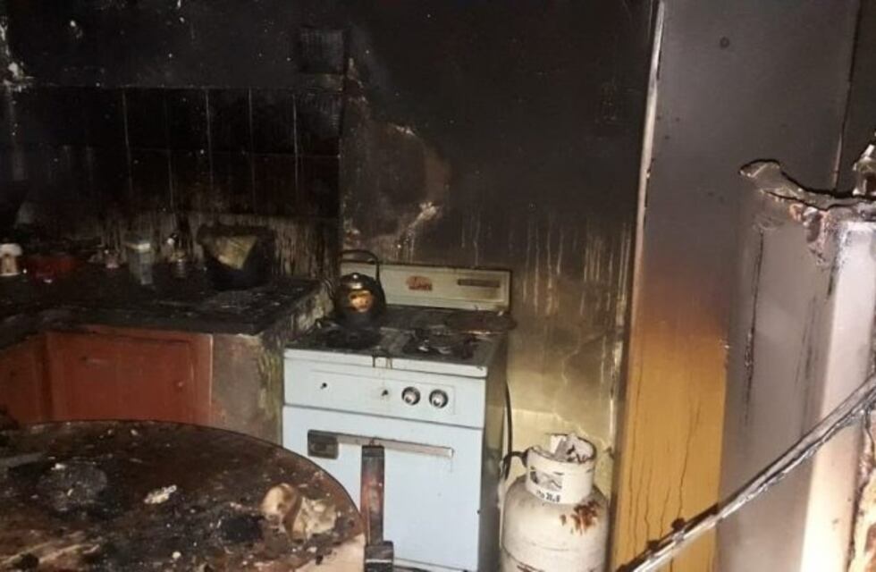 Villa Mercedes: se le incendió su casa y ella acusó a su ex pareja