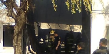 Incendio en una fábrica de telgopor de Capitán Bermúdez\u002E (Archivo)