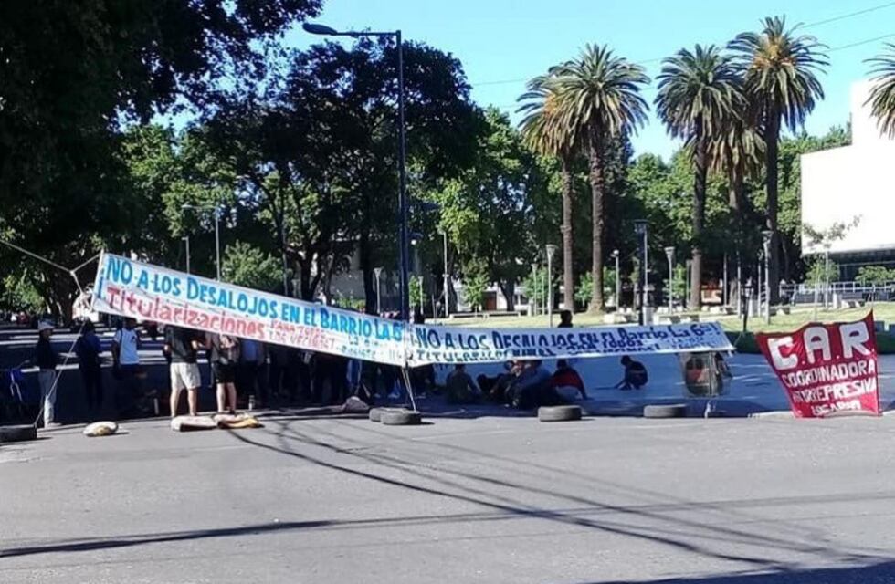Cambiemos busca que haya multas y quita de subsidios para quienes cometan delitos en protestas en la calle