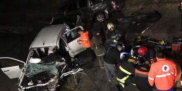 Dos personas resultaron con heridas de gravedad y seis con lesiones leves\u002E Los daños materiales fueron de consideración\u002E