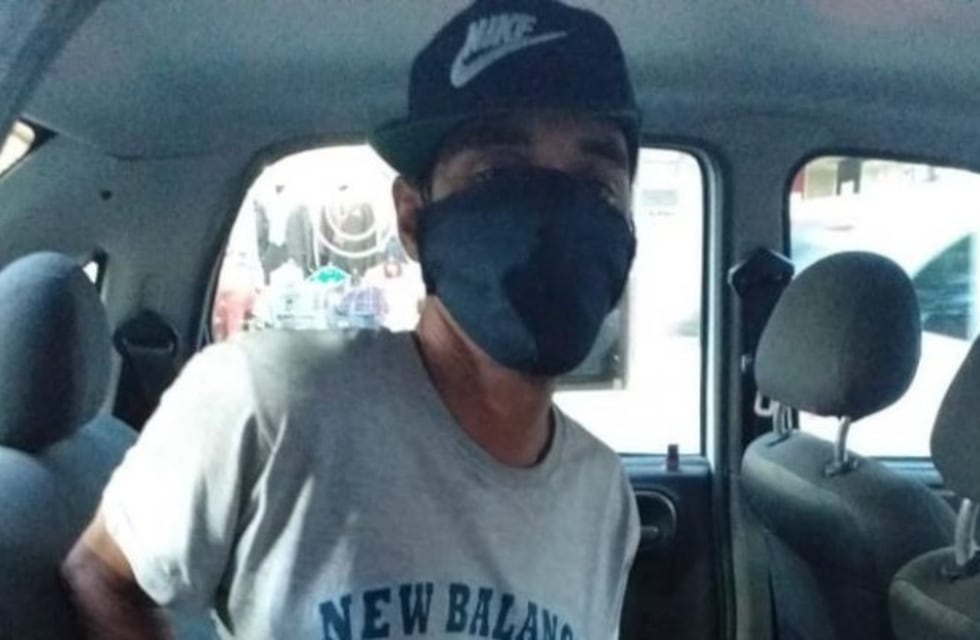 Indignante: le dieron una muestra de perfume a su novia, le dio "celos" y la golpeó