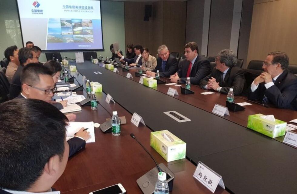 Power China está interesado en proyectos de energía renovable para Mendoza