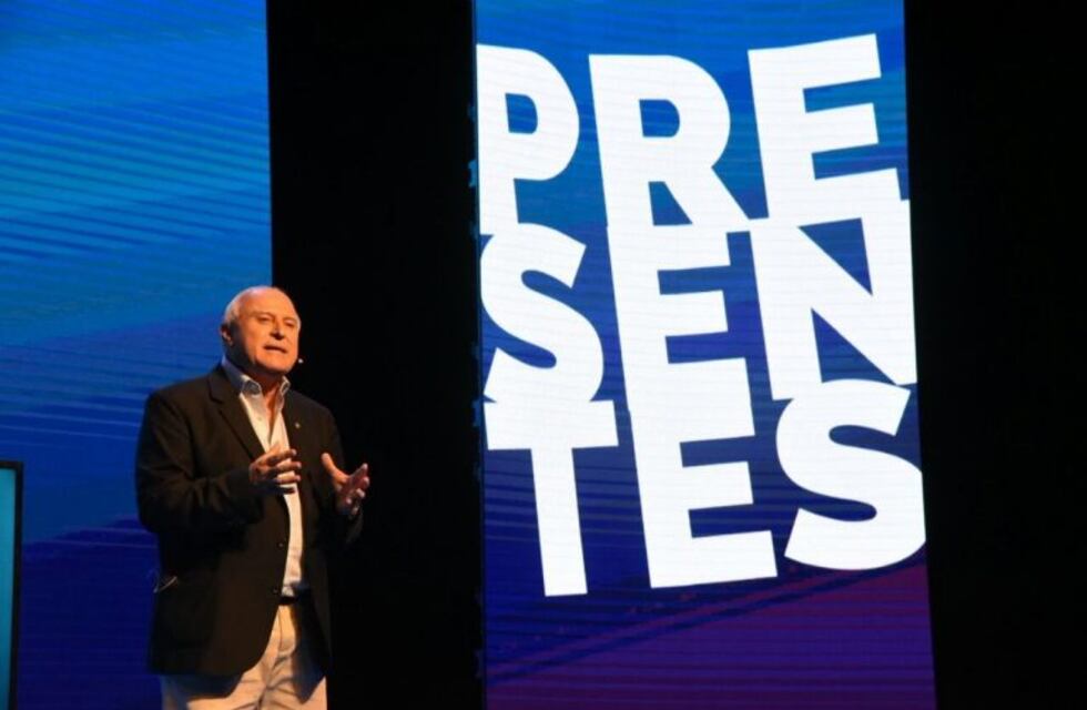 Lifschitz repasó su gestión y volvió a la carga con la reforma constitucional