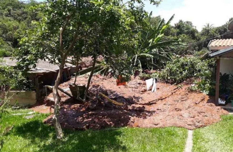 Minas Gerais: las imágenes del momento exacto en el que inicia la avalancha