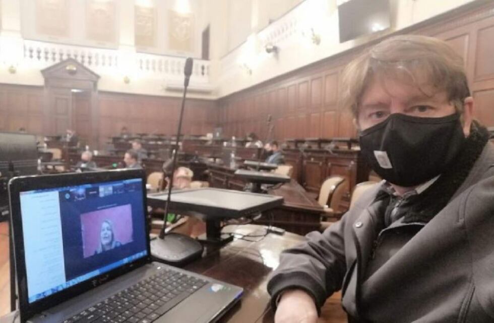 Diputado mendocino pide sanciones para quienes reivindiquen la dictadura