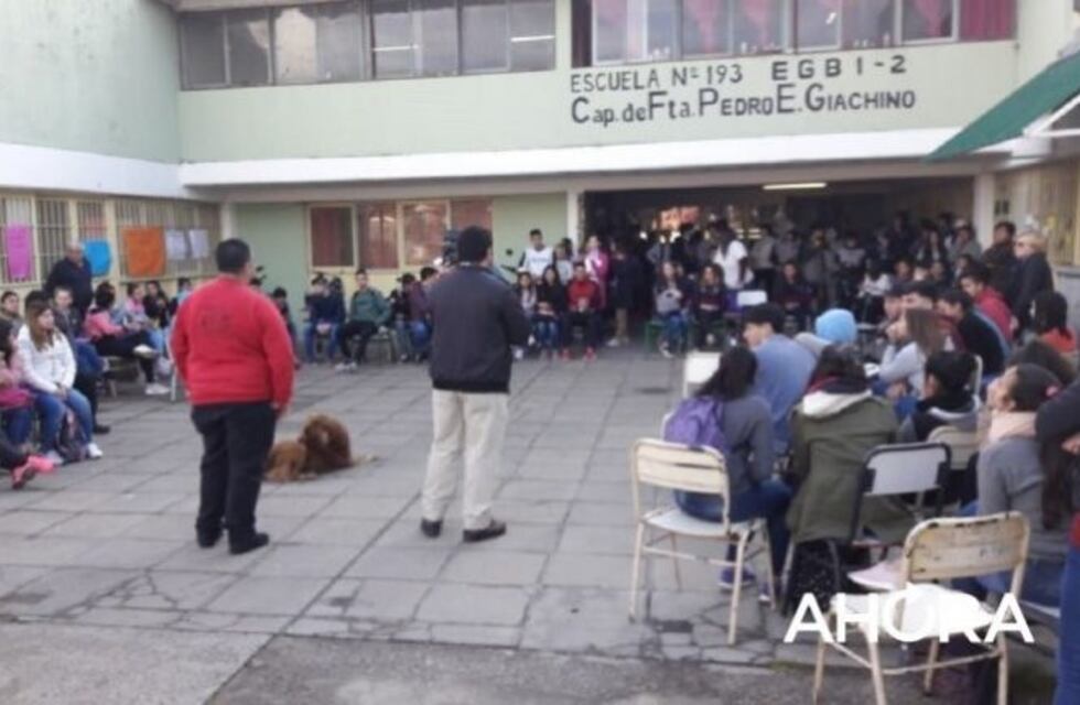 Realizan clases públicas en la escuela Bazán y Bustos