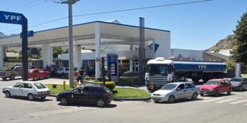 Estación de servicio de Esquel
