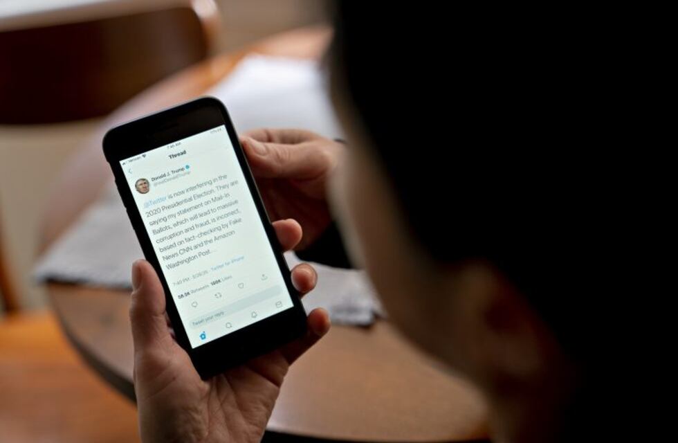 Cuestan menos de $15.000 y se ensamblan en el país: los celulares low cost más vendidos