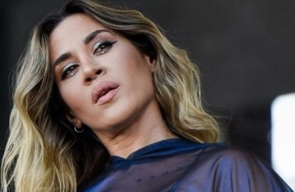 Jimena Barón presentó su nuevo tema en medio de un operativo de seguridad para evitar a los medios