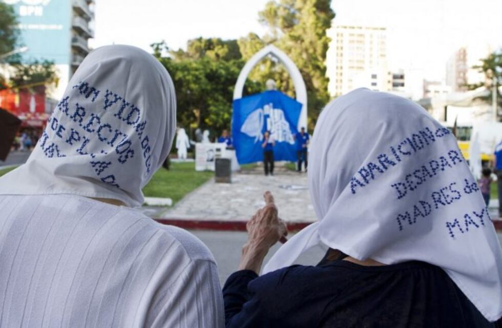 Premiaron a Madres de Plaza de Mayo en la Universidad del Comahue
