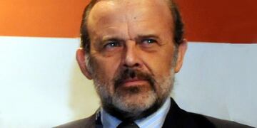 DYN02, BUENOS AIRES 12/02/2013, FOTO DE ARCHIVO, EL DIPUTADO AMADEO PIDIO LA RENUNCIA DEL CANCILLER, TRASLNEGATIVA DE INTERROGATORIO A VAHIDI POR CAUSA AMIA\u002EFOTO:DYN/ARCHIVO\u002E\r\n buenos aires eduardo amadeo diputado de la nacion