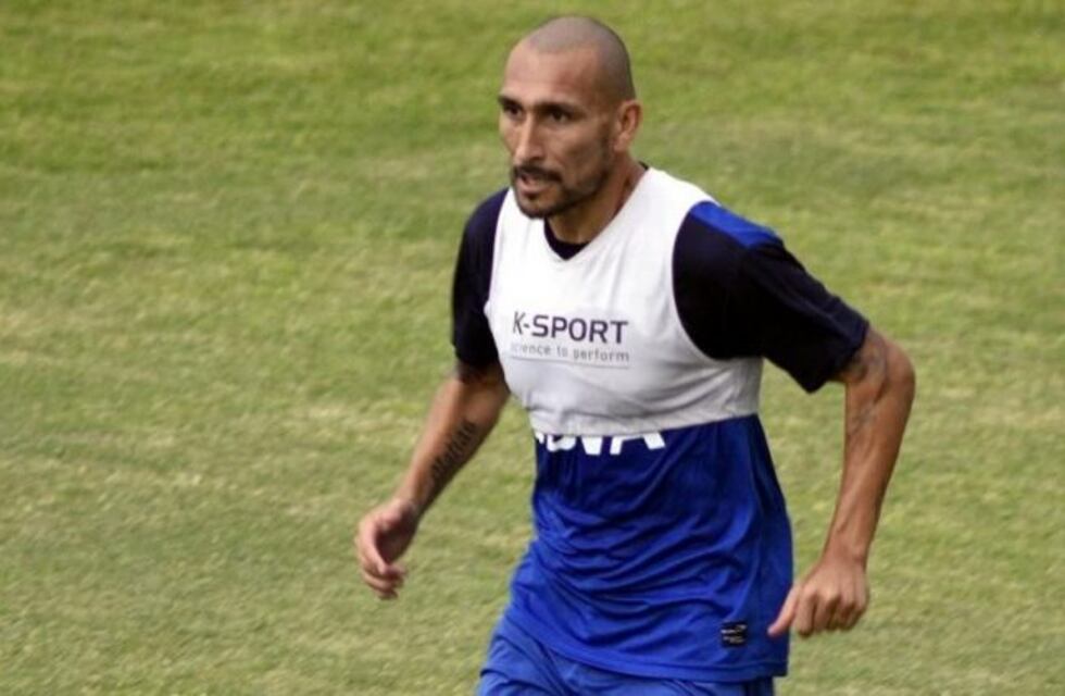 El regreso del Cholo Guiñazú, único cambio en Talleres