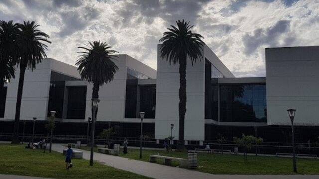 El máximo tribunal santafesino abrió un sumario administrativo por el episodio en el edificio de Mitre y Virasoro.