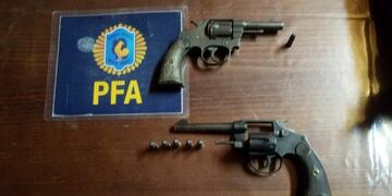 Secuestran droga y armas en la alcaidía de Melincué y la cárcel de Piñero