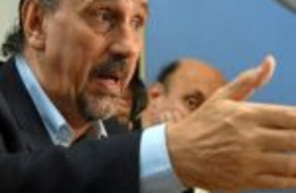 El Sadra anunció un paro general de sus árbitros para todas la categorías del fútbol argentino y peligra el Superclásico