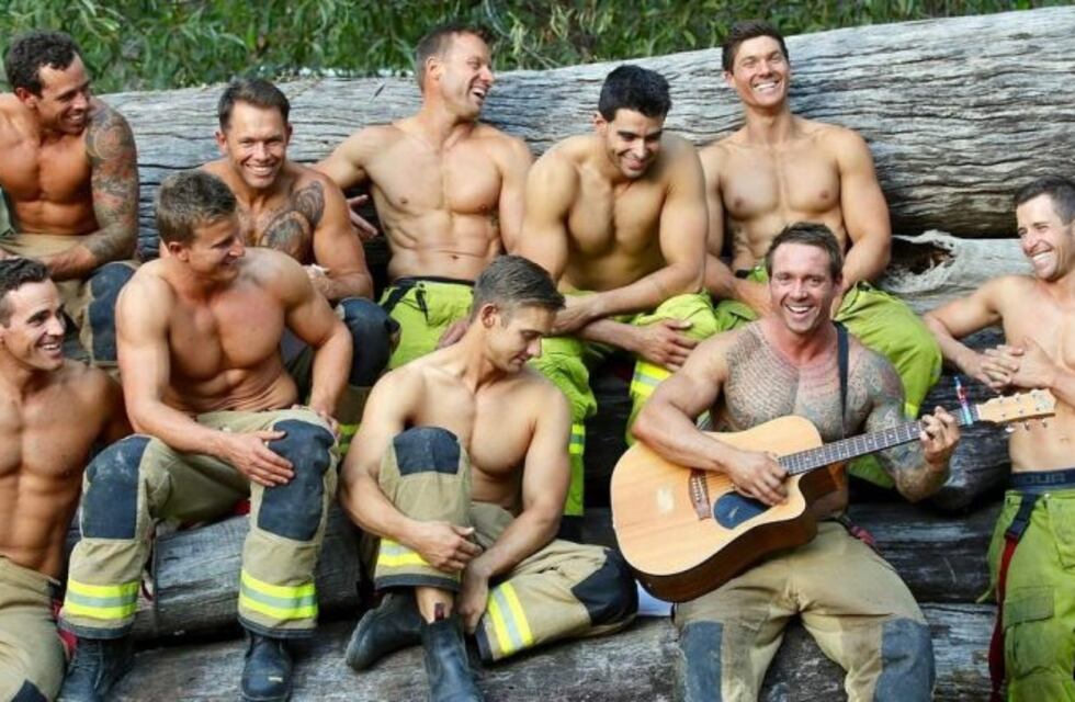 Bomberos australianos protagonizaron un calendario 2020 que despertó suspiros en internet