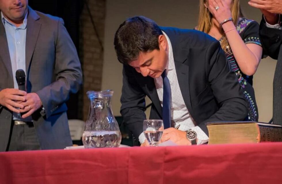 El intendente de Capilla del Monte congeló su salario y el de sus funcionarios