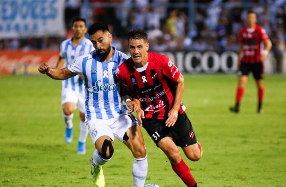 Atlético le ganó a Patronato por 2 a 0 y continúa en la senda del triunfo