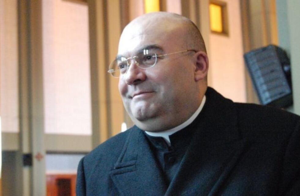 Un conocido sacerdote sanjuanino confirmó que tiene coronavirus