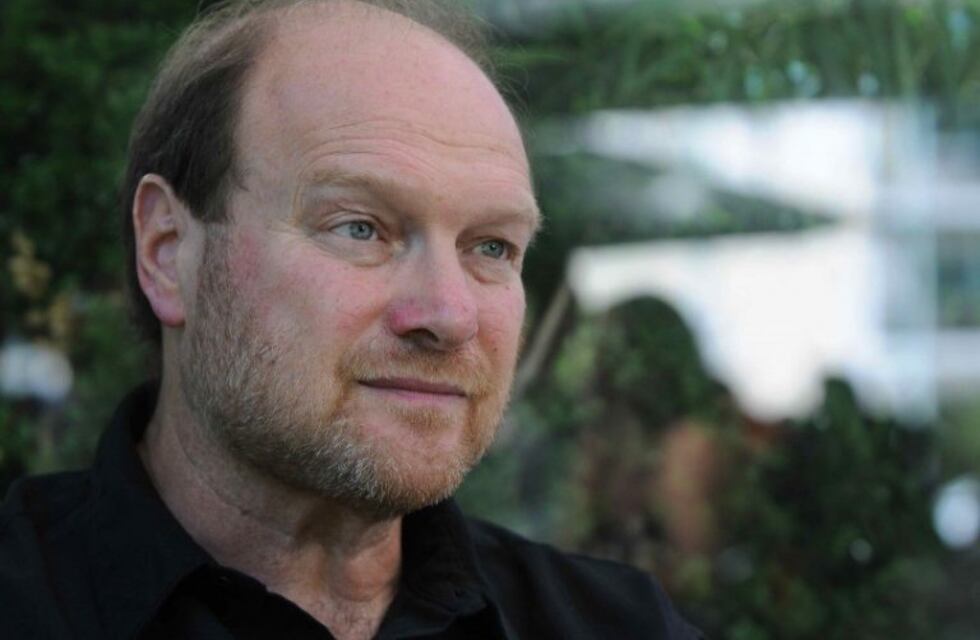 Presentaron plataforma tecnológica para monitorear y operar equipos del campo, desde el celular