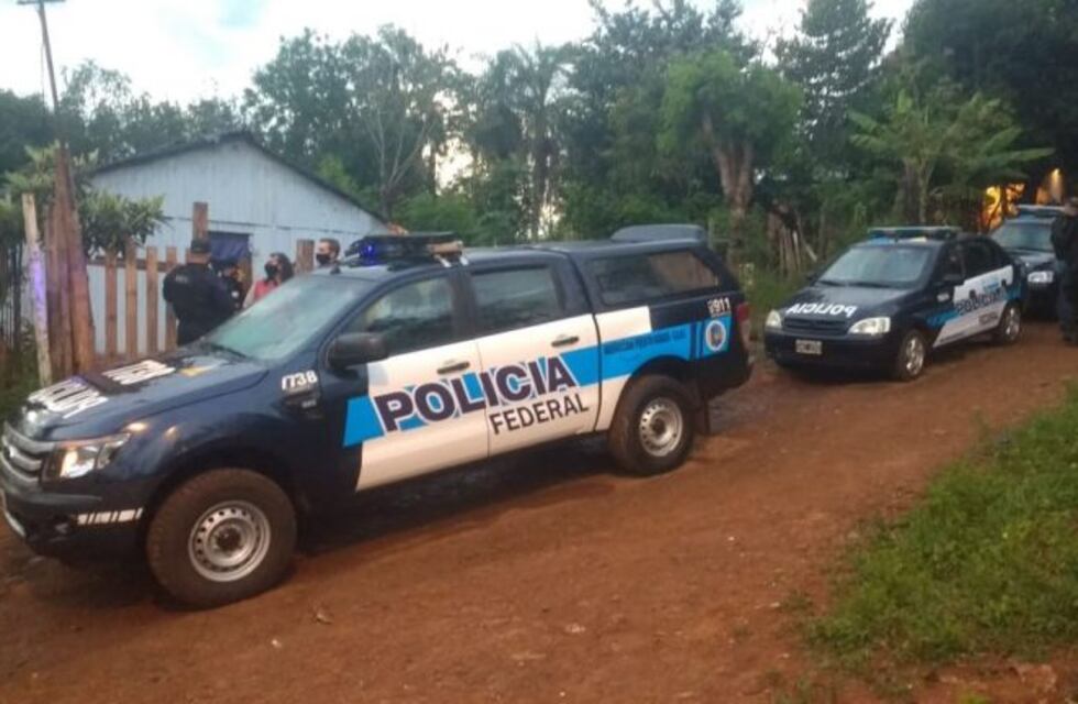 Se dedicaban al narcomenudeo desde una vivienda usurpada y fueron detenidos