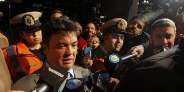 El fiscal Guillermo Marijuán ofreció declaraciones a periodistas luego que un paquete explotara en las oficinas de la empresa española Indra en Buenos Aires\u002E (EFE)