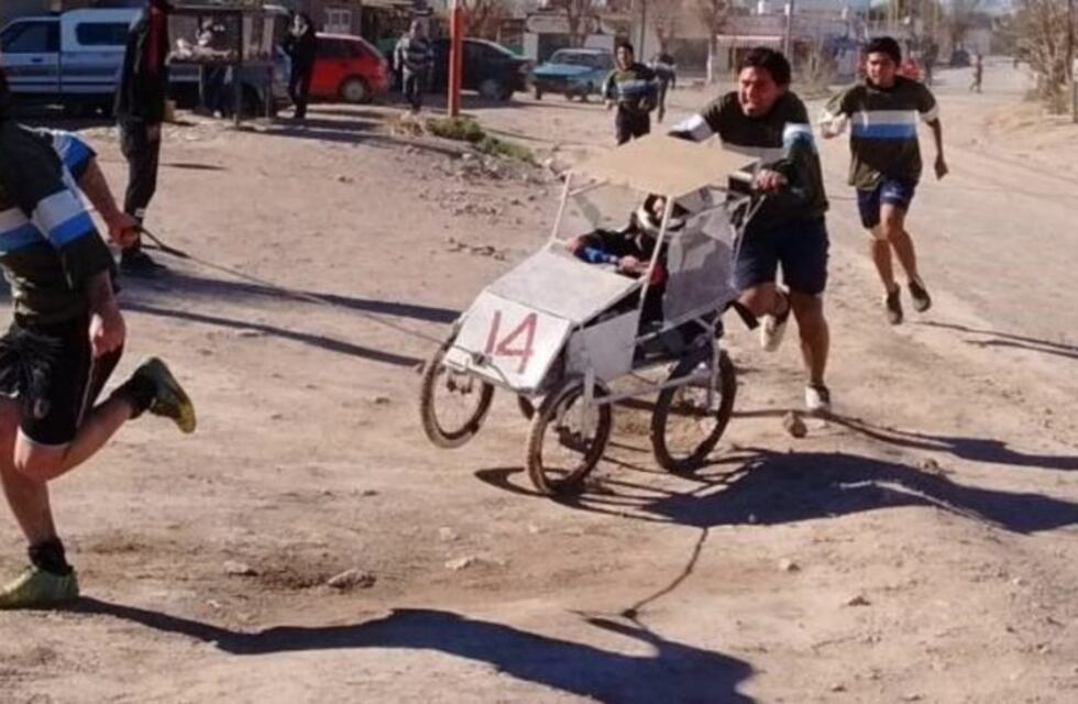 Sierra Grande: multan a un remisero que arma carreras para sacar a los chicos de la calle