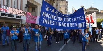 Este jueves y viernes los docentes universitarios harán paro\u002E (Web)
