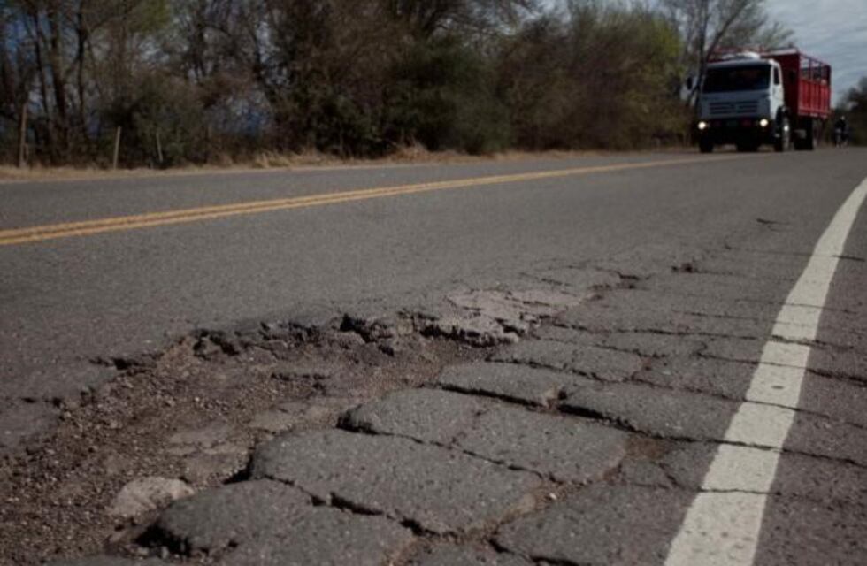 En temporada turística, comienzan a reparar la ruta a Achiras