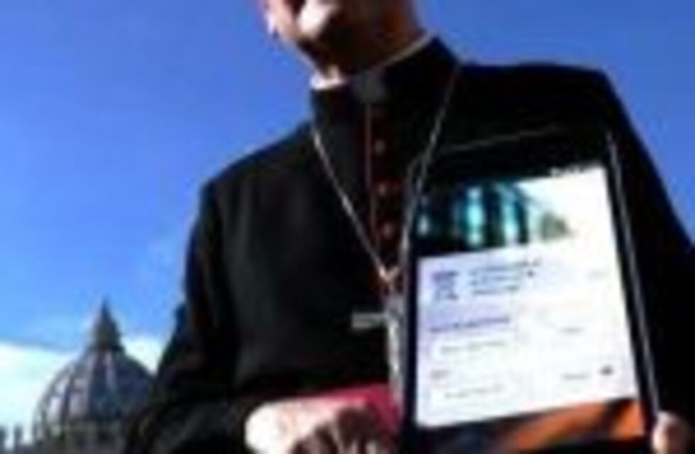 La Iglesia creó un "Tinder" para encontrar confesionarios