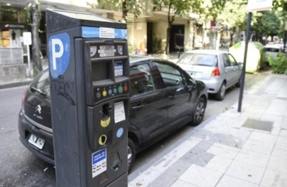 Por los Reyes Magos, el estacionamiento será gratis este miércoles y jueves en Rosario