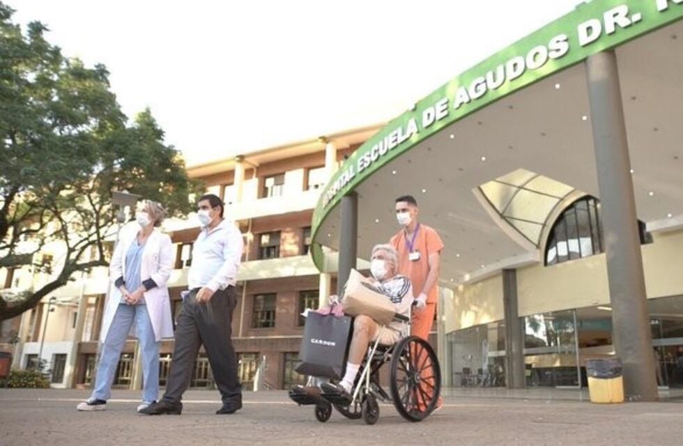 Luego de 21 días internado, salió del Madariaga el primer infectado por coronavirus en Misiones